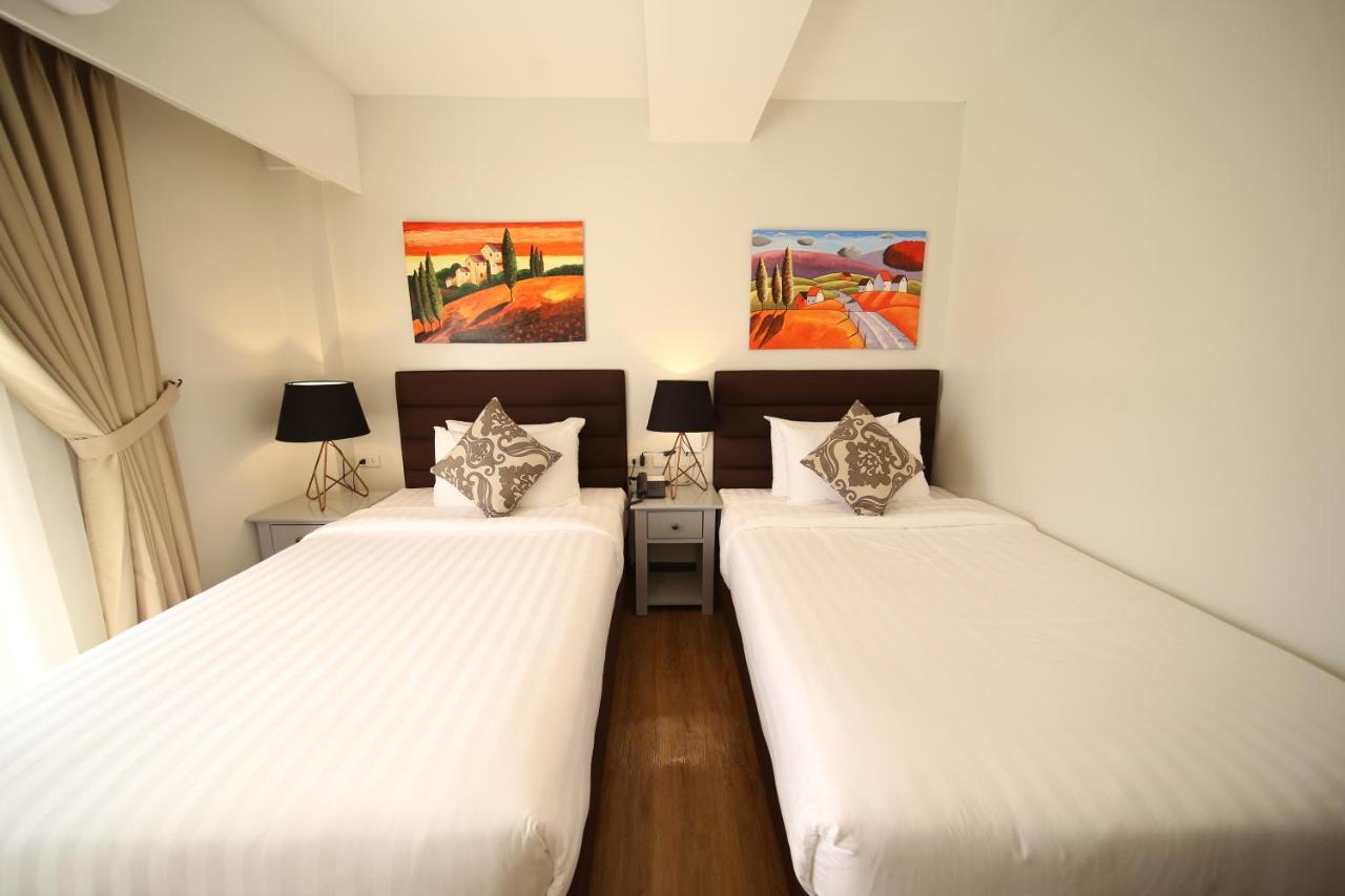 Via Appia Tagaytay Hotel Tagaytay City ภายนอก รูปภาพ