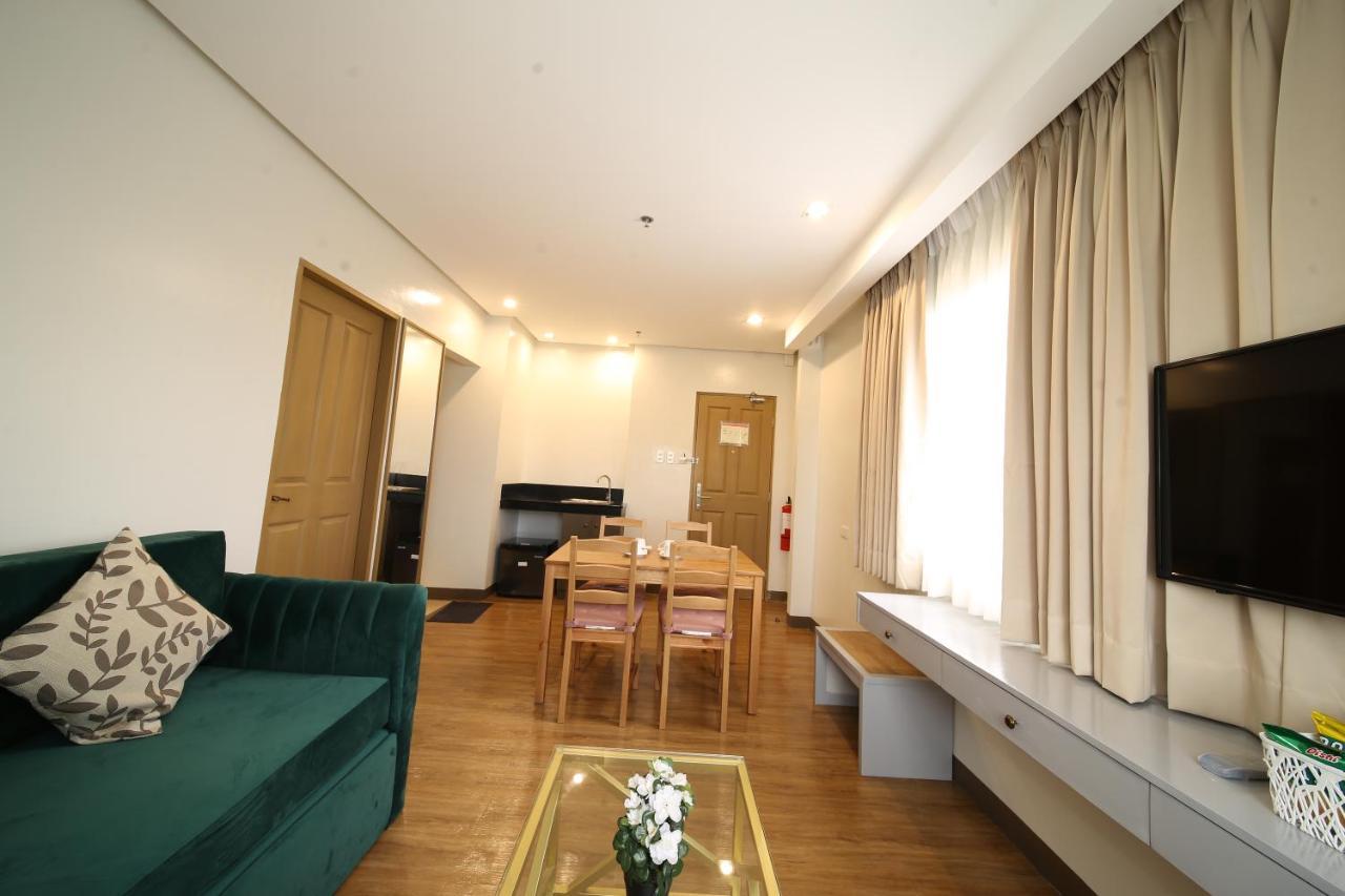 Via Appia Tagaytay Hotel Tagaytay City ภายนอก รูปภาพ